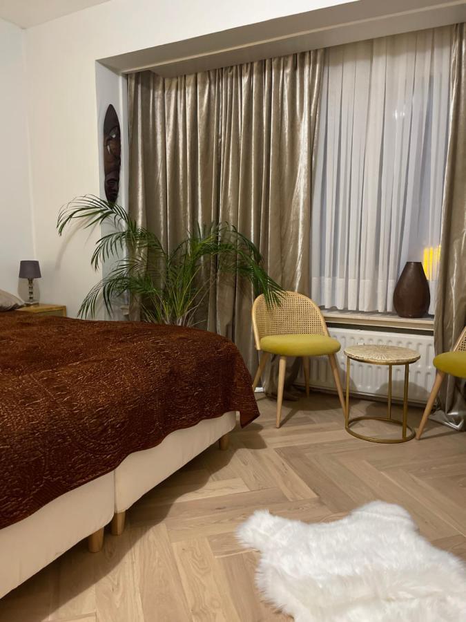 Logies One Room Остенде Екстериор снимка