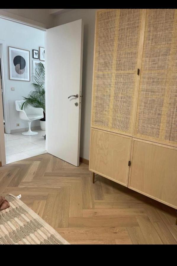 Logies One Room Остенде Екстериор снимка